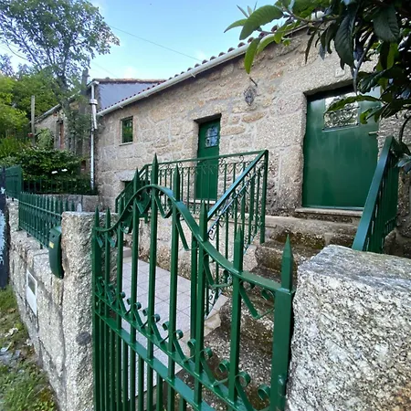 Refugio Rural No Geres - Casa Araujo De Sousa Терраш-ди-Бору