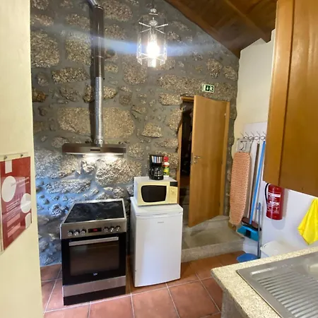 Дом отдыха Refugio Rural No Geres - Casa Araujo De Sousa *