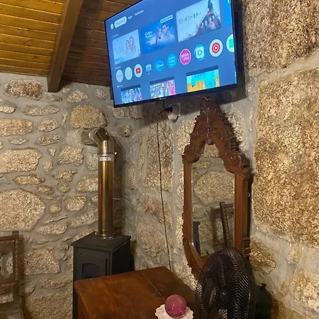 Дом отдыха Refugio Rural No Geres - Casa Araujo De Sousa Терраш-ди-Бору